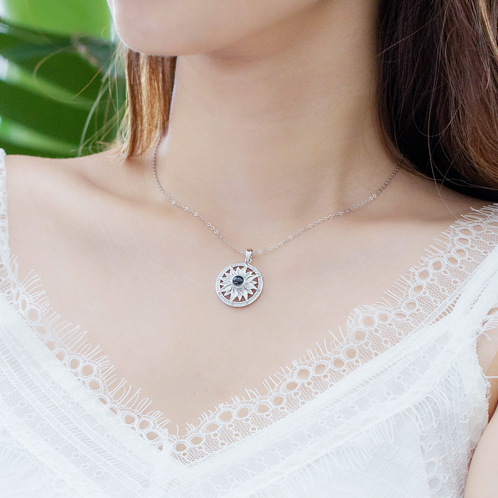 Collana di proiezione personalizzata con Ti amo in 100 lingue