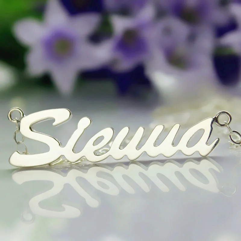 Collana con nome in stile Sienna in argento sterling 