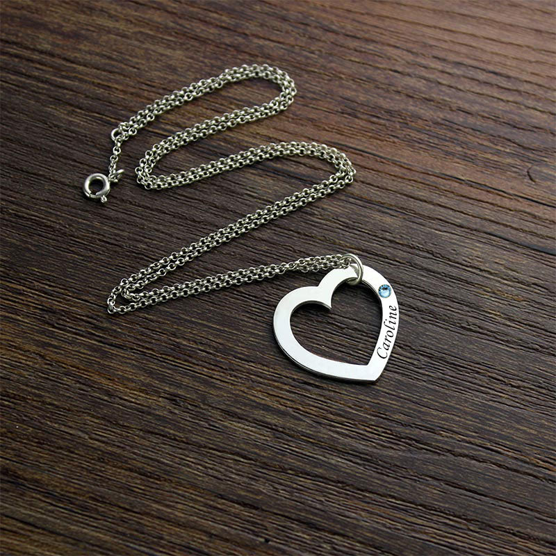 Collana personalizzata con nome a forma di cuore e pietra portafortuna in argento 