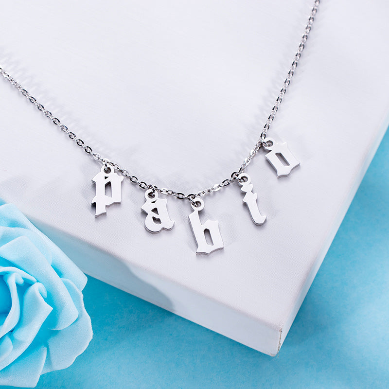 Collana girocollo con lettera personalizzata in argento sterling 