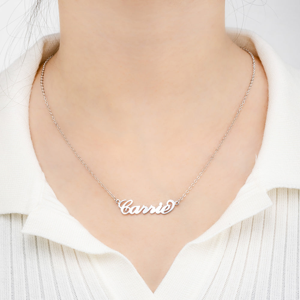 Collana personalizzata con nome Carrie in argento sterling 