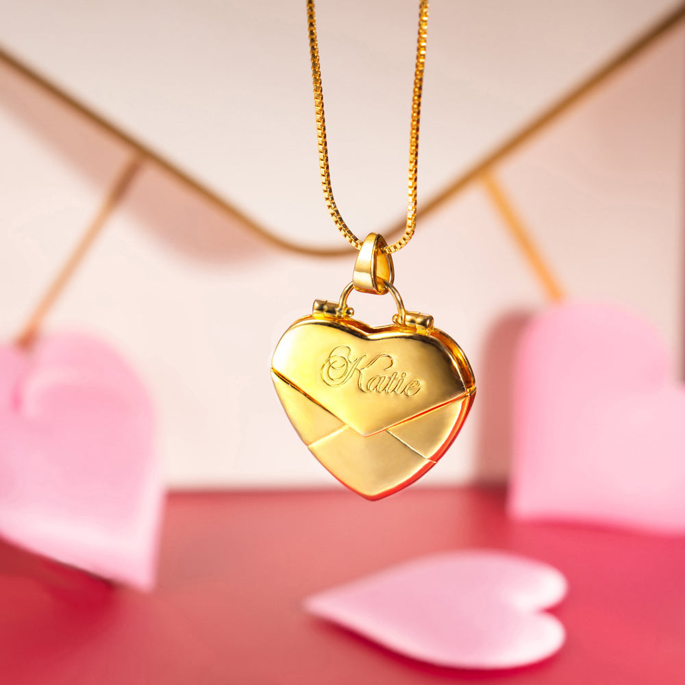 Collana con ciondolo a forma di cuore con busta con messaggio segreto personalizzato 