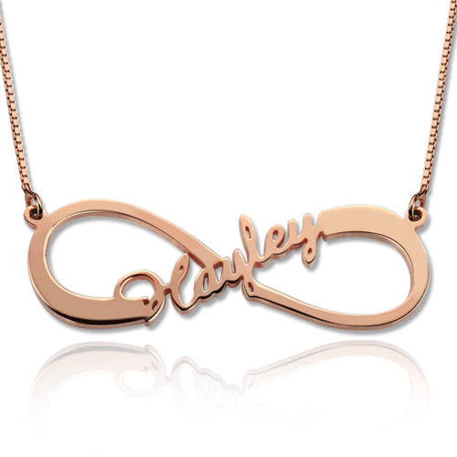 Collana personalizzata con nome infinito in argento sterling 