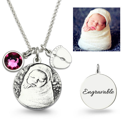 Collana con foto incisa con pietra portafortuna e piedini di bambino in argento sterling 