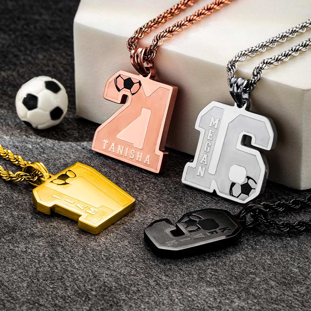 Collana personalizzata con numero di calcio e nome 