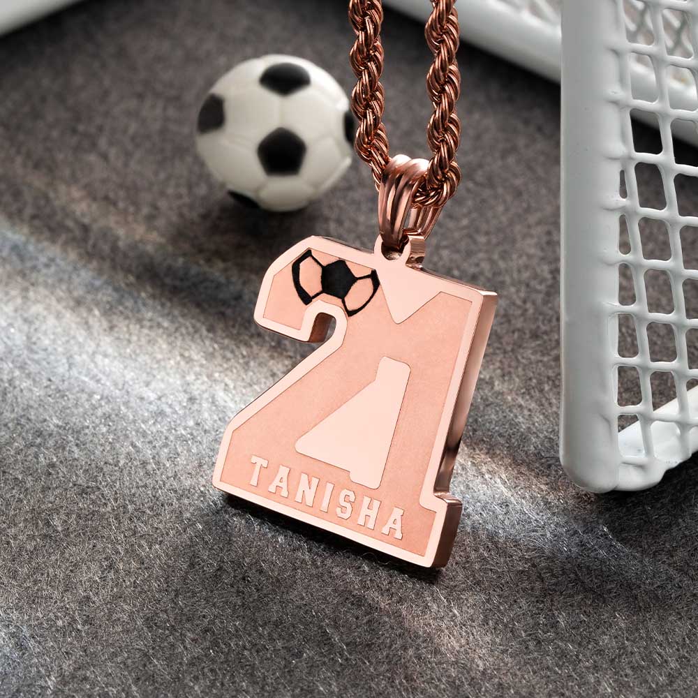 Collana personalizzata con numero di calcio e nome 