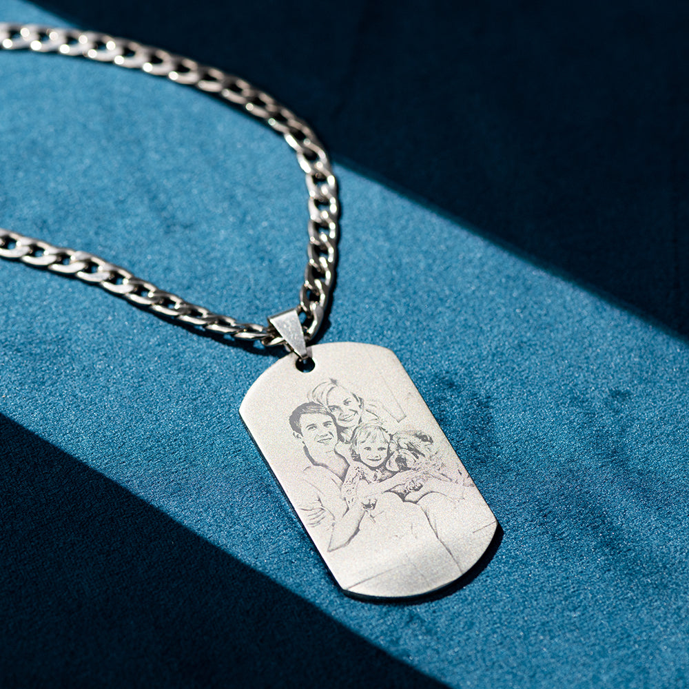 Titanium Steel Engraved Family Photo Necklace for Fathers