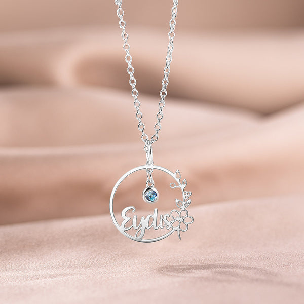 Collana personalizzata con pietra portafortuna e fiore portafortuna, graziosa collana con cerchio con nome, regalo per la festa della mamma, regalo di compleanno/matrimonio per damigella d'onore/amica