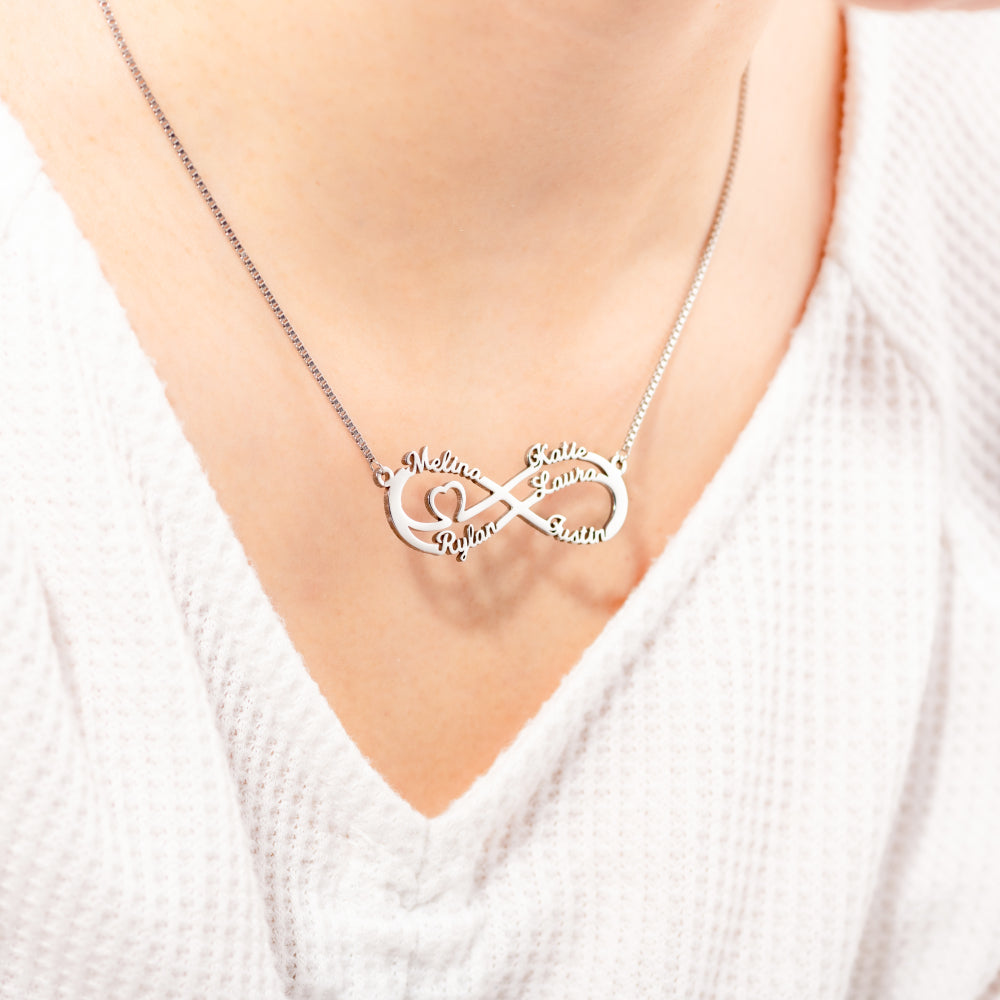 Collana personalizzata con nome infinito con 5 nomi 