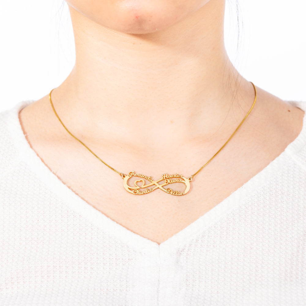 Collana personalizzata con nome infinito con 5 nomi 