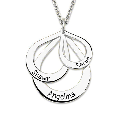 Collana in argento sterling con 3 nomi a forma di goccia incisa 