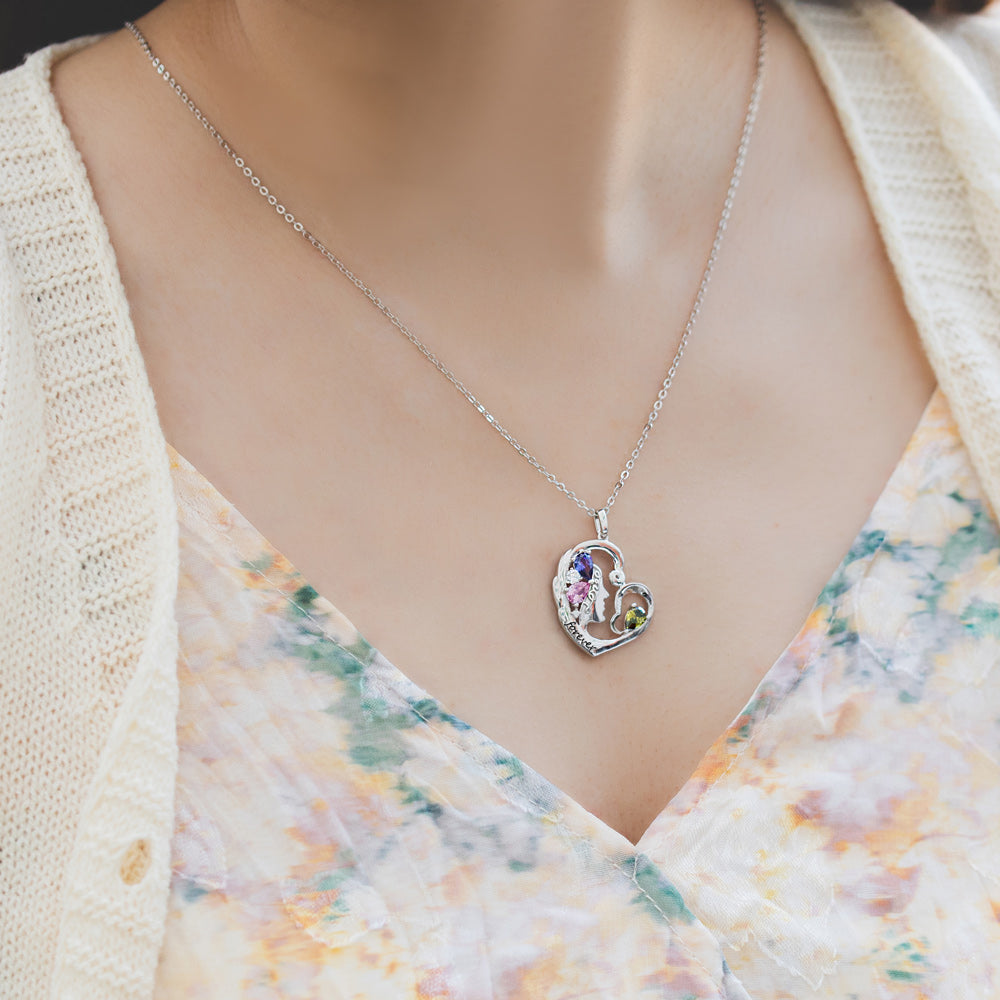 Collana con nome personalizzato e pietra portafortuna a forma di cuore, regalo per la mamma 