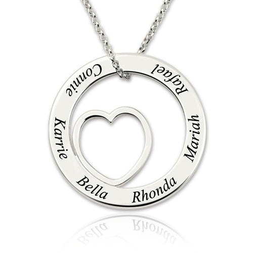 Collana con cerchio a cuore inciso e 6 nomi in argento sterling